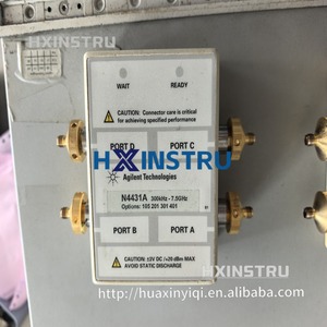 Módulo de Calibración Electrónica RF Keysight N4431A de 300 kHz a 9 GHz, 3.5 mm, 4 Puertos para Analizadores de Redes Vectoriales H - Product Image 1