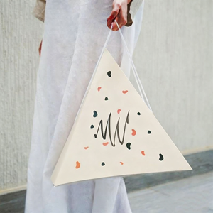 Offre Spéciale traiteur personnalisé Bento à emporter nourriture à emporter gâteau Kraft Desserts pâturage plateau papier <span class=keywords><strong>pyramide</strong></span> boîte emballage pour collations - Product Image 6