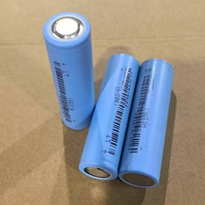 Batterie lithium-ion cylindrique HYL IMR 18650 JP30 3.7V 3000mAh 12C à décharge élevée et longue durée de vie (1200 cycles) LiNiMnCoO2 - Product Image 5