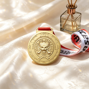 Insignia Metálica Cuadrada Brescia Park Run 2024 con Diseño de Alas de la Victoria, Sin Níquel, Estilo Clásico Personalizado - Product Image 6