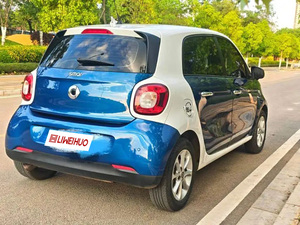 Smart <span class=keywords><strong>Forfour</strong></span> 1.0L 71 CV Minicar 4 Posti Usata 2016 Economica Trazione Posteriore - Product Image 4