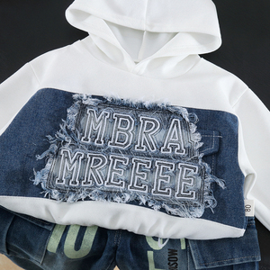 Set di Jeans e Felpa in Denim con Patch per Bambini, <span class=keywords><strong>Abbigliamento</strong></span> Casual Primaverile a Maniche Lunghe con Motivo a Lettere - Product Image 5