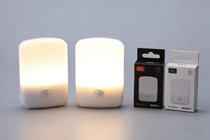 Luz nocturna inteligente con sensor de movimiento, luz nocturna LED de encendido/apagado automático para dormitorio, pasillo, escaleras, color blanco cálido, carga USB, paquete de 2 - Product Image 3