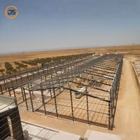 Portal Factory Structure en acier de conception moderne personnalisée pour un atelier commercial et une ferme
