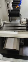 XH7120 8000 tr/min CNC fraiseuse 3/4 axes BT30 broche petit centre de Machine
