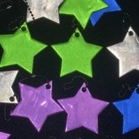 Porte-clés étoile réfléchissant en PVC avec pendentif lumineux pour la sécurité cycliste et les cadeaux promotionnels