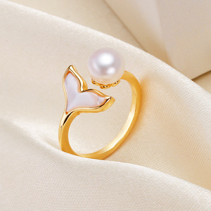 Bague en coquille de perle demi-ronde pour femme, tendance, plaquée or, style INS, queue de poisson, incrustation de perle d'eau douce, bijoux - Product Image 2