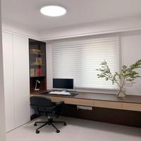 Bureau de jeu moderne avec bibliothèque personnalisée et éclairage LED pour chambre d'adolescent