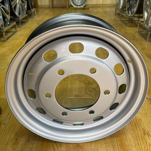 Jantes en acier YITU <span class=keywords><strong>15</strong></span> <span class=keywords><strong>pouces</strong></span> 6x139.7 6x180 tout-terrain chromées, pour F150 Silverado Ram Tundra Truck SUV 4x4 Heavy Duty Prix promotionnel - Product Image 1