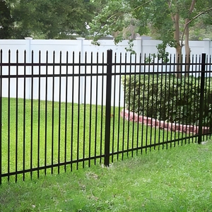 Panneaux de clôture extérieurs modulaires décoratifs personnalisés en métal, acier, aluminium, fer <span class=keywords><strong>bois</strong></span> traité thermiquement avec <span class=keywords><strong>poteau</strong></span> pour les maisons et le jardin - Product Image 5