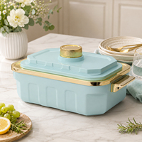 Plat de service isotherme grand format 6L avec couvercle rotatif, idéal pour servir le roti, garde les aliments chauds ou froids, parfait pour les fêtes en famille