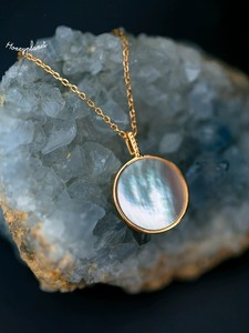 Gioielli alla Moda, Collana con Ciondolo Luna e Stella in Perla Bianca, Catena a Maglia Placcata Oro in Argento Sterling 925 per Donne - Product Image 2