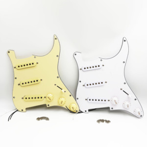 Kit de câblage complet pour pickguard de guitare électrique HIVE avec panneau de commutation 5 positions, set de micros 2T1V SSS ST pour guitare Strat - Product Image 1