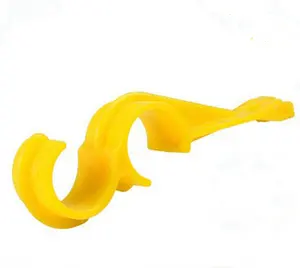 S-type Hook Plastic Poultry Water Supply Pipes Clips Nipple Drinker Line Hanger Hooks Fixed Pipe Chicken Drinker System