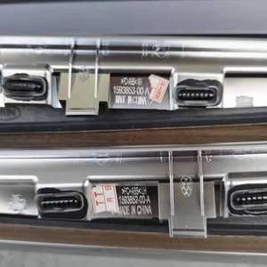 Nouvel arrivage de pièces d'intérieur de <span class=keywords><strong>voiture</strong></span> d'origine Instrument Tesla et garniture de porte en acajou pour Tesla modèle y 2021 - Product Image 6