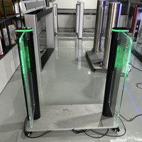 Système piétonnier automatique de contrôle d'accès de tourniquet de portes de vitesse lecteur de Code QR barrières anti-collision du trafic de barrière