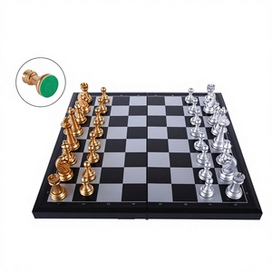 Juego de <span class=keywords><strong>Ajedrez</strong></span> Magnético Internacional Superior y Versátil, Tablero Plegable Portátil para el Desarrollo Cerebral de los Niños y la Unión Familiar - Product Image 1