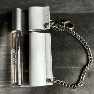 Portable Refillable Perfume Atomizer with PU Leather Case & Chain Keychain <b>Mini</b> Travel <b>Spray</b> <b>Bottle</b> for Purse Bag Accessories - Product Image 2