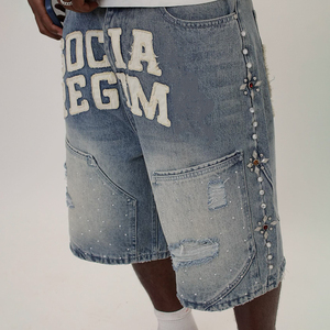 Pantalones Cortos de Mezclilla 100% Algodón Personalizados con Pedrería, Bordados y Apliques, Estilo Cargo/Carpintero, Fabricados por Expertos - Product Image 1