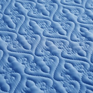 Vente en gros d'usine, 3 pièces, couvre-<span class=keywords><strong>lit</strong></span> matelassé en polyester <span class=keywords><strong>de</strong></span> haute qualité pour hôtel et maison, avec rembourrage en coton, couleur unie, 200TC - Product Image 2