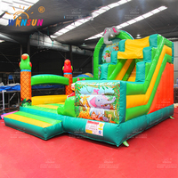 Parc de jeux gonflable commercial pour enfants, Château trampoline Monde Animalier, Couleurs personnalisables, Sans plomb, Ignifuge, Imperméable, Facile à monter