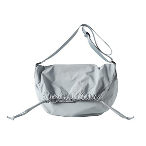 New Style Simple Big <b>Nylon</b> Hand Bag Zipper Women Tote Bags <b>Handbag</b> Fashionable Casual Lady Drawstring Ruched Shoulder Bag - Product Image 3