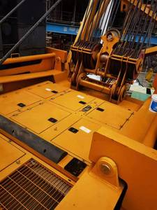 Grúa sobre orugas usada de 400 toneladas, brazo de celosía XGC400-I, maquinaria de elevación de servicio pesado en venta - Product Image 5