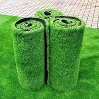 Gazon artificiel 1m par 5m 2m par 5m pour magasin en ligne Tapis d'intérieur extérieur Tapis de sol sportif vert Carreaux de gazon 25mm 30mm Rouleaux