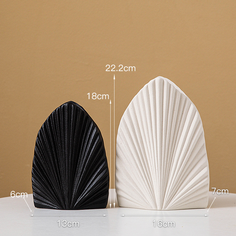 ใบ Typha (ใหญ่สีขาว + เล็กสีดำ)