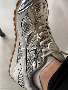 Nouvelles baskets de luxe de haute qualité pour hommes et femmes, lumineuses, à lacets, style sport équilibré, nouveau style de bout, chaussures de marche BV - Product Image 1