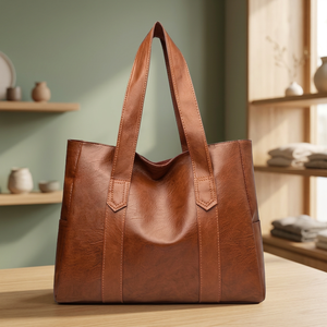 Pochette de mode en cuir véritable pour femme avec fermeture éclair, doubles poignées, sangle unique, personnalisable, capacité 1L, prête pour le voyage - Product Image 4