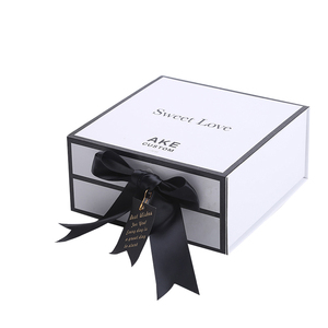 Big Baby Branded Magnet Folded Portable Gift Paper Box
