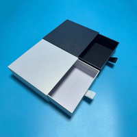 Grand carton en papier rigide mat de luxe avec logo personnalisé de qualité supérieure emballage de boîte-cadeau pliable vide blanc à fermeture magnétique