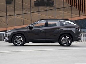 Hyundai <span class=keywords><strong>Tucson</strong></span> L 1.5t Automático de Dos Ruedas Motrices, Nuevo, de Alto Rendimiento, SUV Inteligente de Bajo Consumo, Económico, con Volante a la Izquierda, Gasolina - Product Image 2
