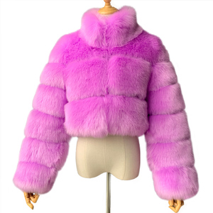 Giacca in Pelliccia di Volpe Nera Super Popolare per Donna, Personalizzabile con Collo Alto, Cappotto Corto a Pannelli, Finta Pelliccia di Volpe per l'Inverno - Product Image 3