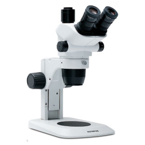 Microscopio Estéreo Ergonómico Olympus SZ61 con Distancia Interpupilar Ajustable y Oculares Inclinados para Uso Durante Todo el Día - Product Image 4