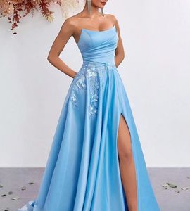 <span class=keywords><strong>Robe</strong></span> longue sexy sans bretelles style européen et américain, nouvelle collection 2026, sans manches, taille haute, avec fente et motif floral tridimensionnel - Product Image 2