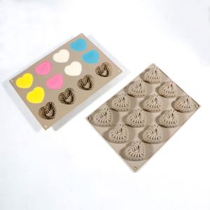 Molde de Silicona en Forma de Corazón Pequeño, Herramientas para Pasteles, Material Desechable y Ecológico de Grado Alimenticio, Diseño Único para Pasteles y Dulces - Product Image 1