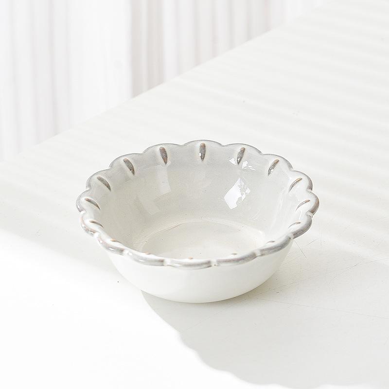 Le four à plat rond Lotus devient blanc