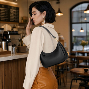 Bolso de Mano de Moda con Cadenas de Cuero Vegano Suave para Mujer, Estilo Vintage, Tipo Hobo, para Uso Diario Informal, Bajo MOQ - Product Image 3