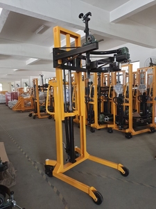 Vertedor de Tambor Hidráulico Manual Portátil, Capacidad de 450 kg, Operado con Manivela, 1 Año de Garantía, Modelo HGTP.LT Lift DR-MA - Product Image 3