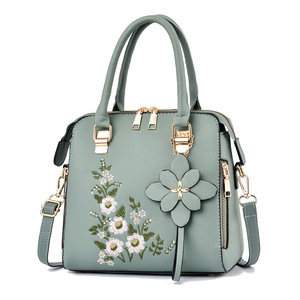 Offre Spéciale femmes sac nouveau fourre-tout brodé élégant mode cuir dames sacs à bandoulière - Product Image 4