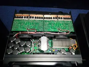 고품질 FP10000Q 사운드 전력 증폭기 1350W 전력 증폭기 4 채널 콘서트/성능을 위한 큰 전력 증폭기
