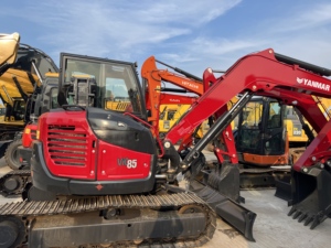 Mini-excavatrice sur chenilles Yanmar VIO85 d'occasion en stock, pelleuse zéro-queue d'origine japonaise de 8 tonnes, système hydraulique d'origine sensible. - Product Image 4