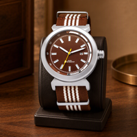 Montre-bracelet à quartz pour homme avec boîtier en acier inoxydable, bracelet en nylon, légère et décontractée