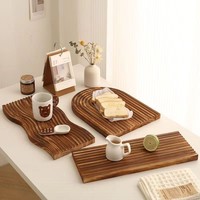 Planche à pain carrée en bois massif de couleur unie, style nordique, dessinée à la main, plateau de rangement pour aromathérapie style Instagram, assiette de thé de l'après-midi, pour photos