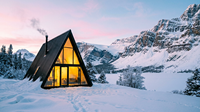 Cabane miniature préfabriquée en acier sur mesure, design moderne, maison triangulaire pour hôtel, usage commercial et investissement en station balnéaire en montagne