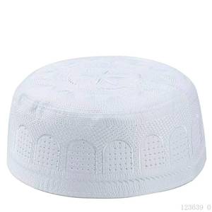 Gorro islámico informal para hombre, hecho a máquina, con un estilo único. - Product Image 5