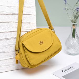 Nuevo Bolso Bandolera de Moda para Mujer, Diseño Cuadrado Pequeño, Cierre de Cremallera, Forro de Nailon Resistente al Agua - Product Image 1