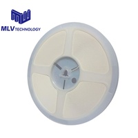 Condensador cerámico multicapa métrico de capacitancia media 1005, CL05A225MO5NQNC X5R, dieléctrico, paquete 0402, bobina completa en stock